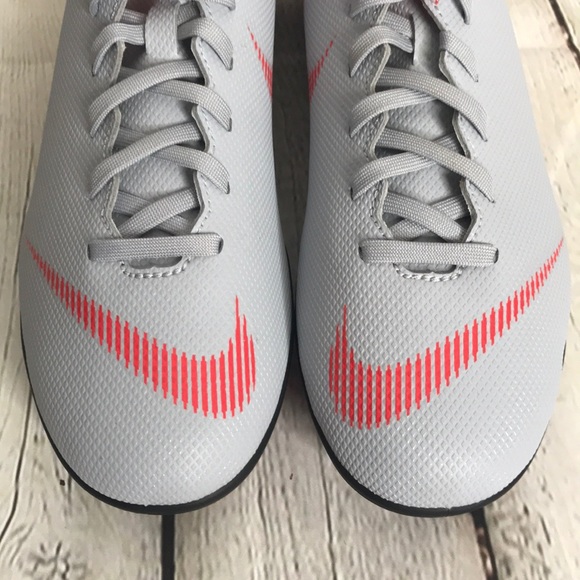 Nike Mercurial Vapor 12 Soccer Cleats AH7378-060 - Picture 5 of 8